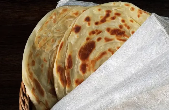 ريشمي باراتا

