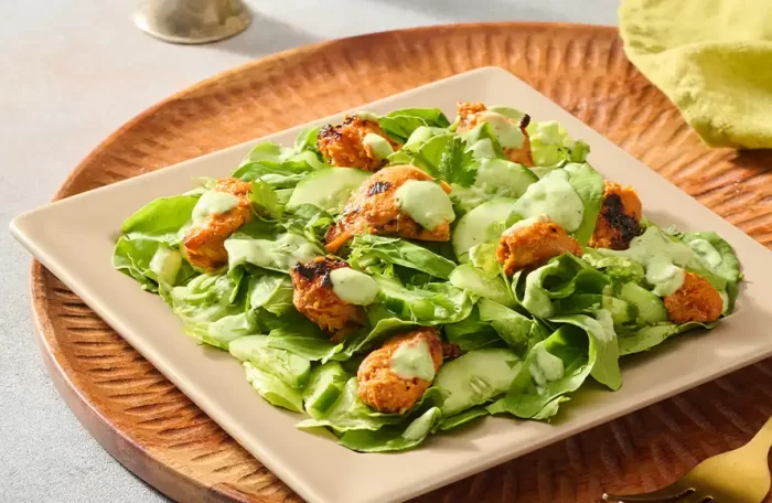 مورغ تكا سلطة