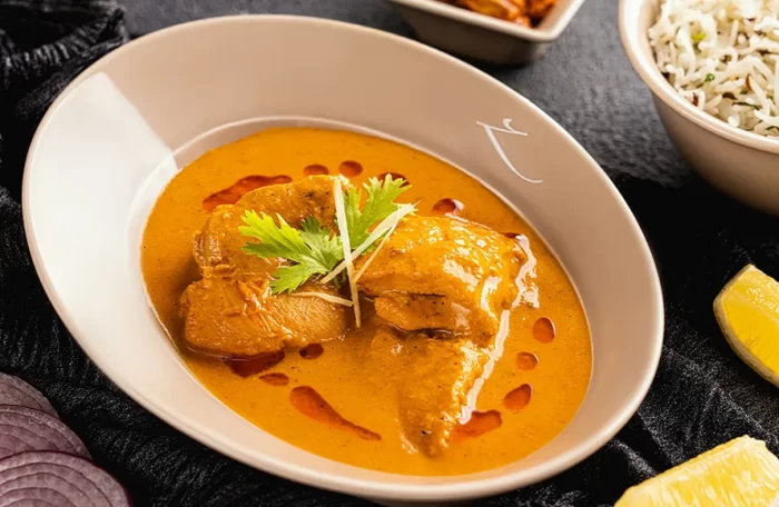LUCKNOWI MURGH KORMA
