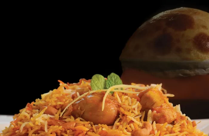 MURGH BOMBAY BIRYANI (BONELESS)

