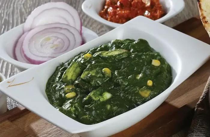 PALAK PANEER MAKKI
