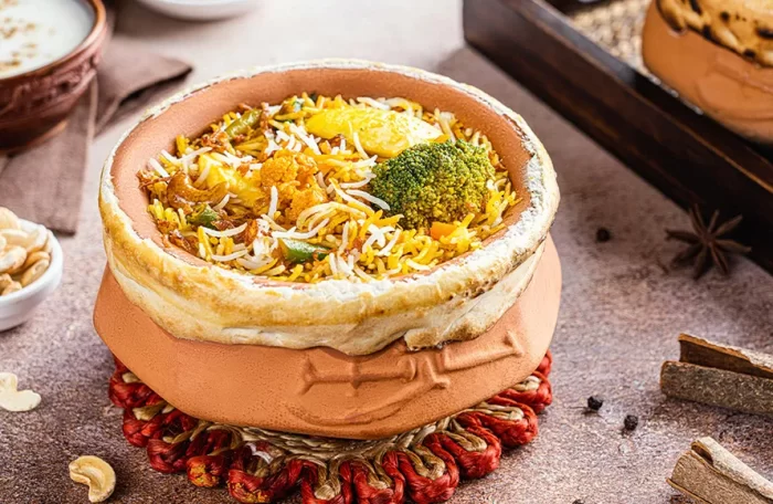 SUBZ AUR ANDE KI BIRYANI
