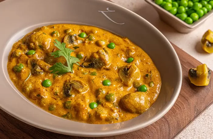 KHUMBH MUTTER MASALA